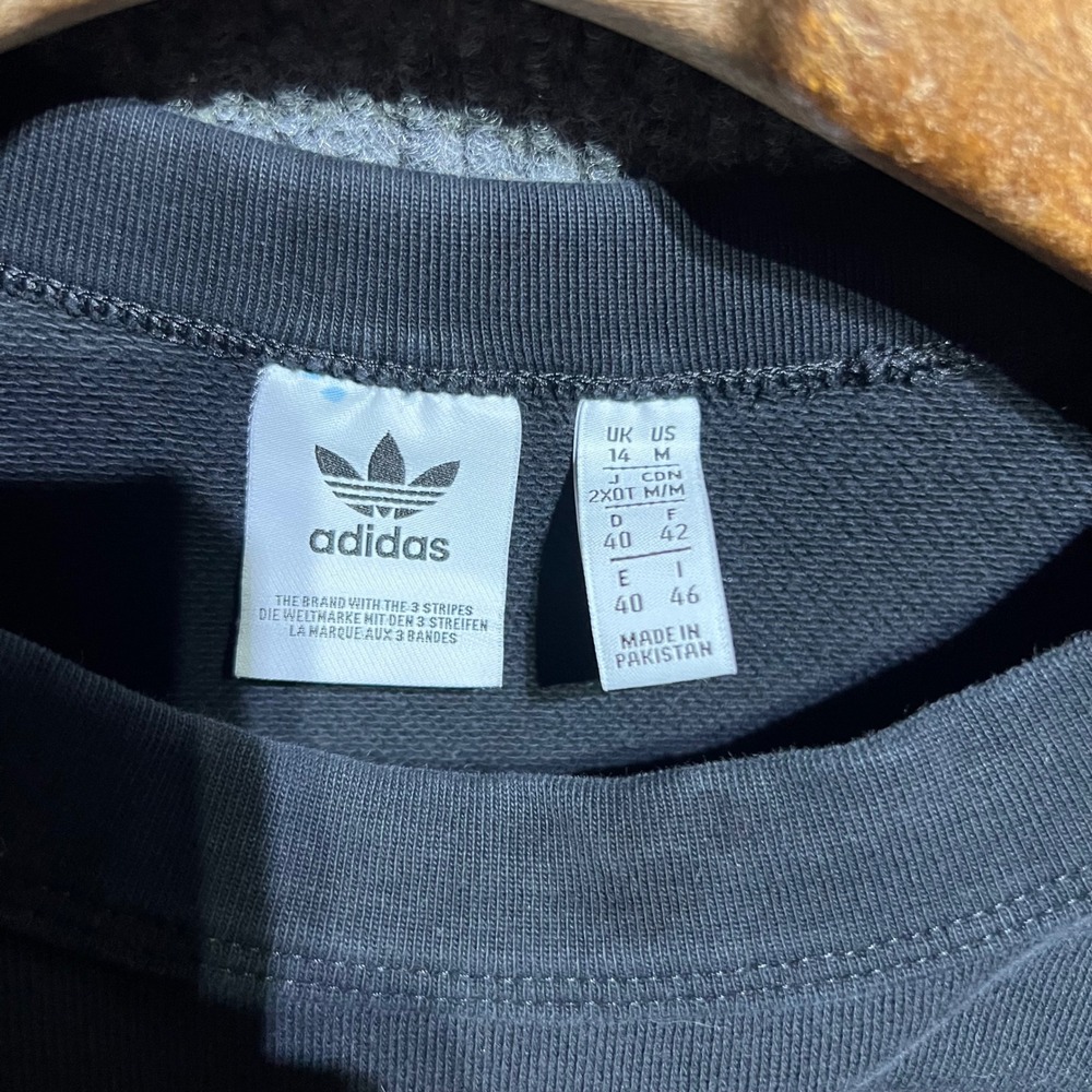 Adidas Sweatshirt Mens Medium Black Center Logo Trefoil Three Stripe Pullover - Picture 6 of 9